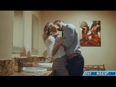 ❤️ Wanneer een rondborstige blondine je verleidt in een openbaar toilet ❤ Fucking video at us nl.kiss-x-max.ru